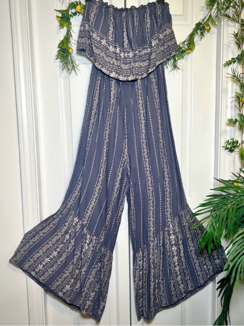 Japna Flare Leg Strapless Patterned Romper
